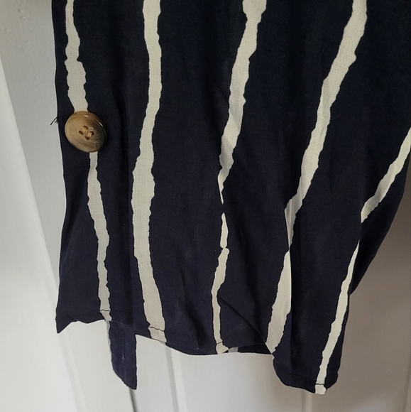 Bloomchic Stripe Crossover Snap Closure Half Sleeve Blouson Top - Picture 6 of 10